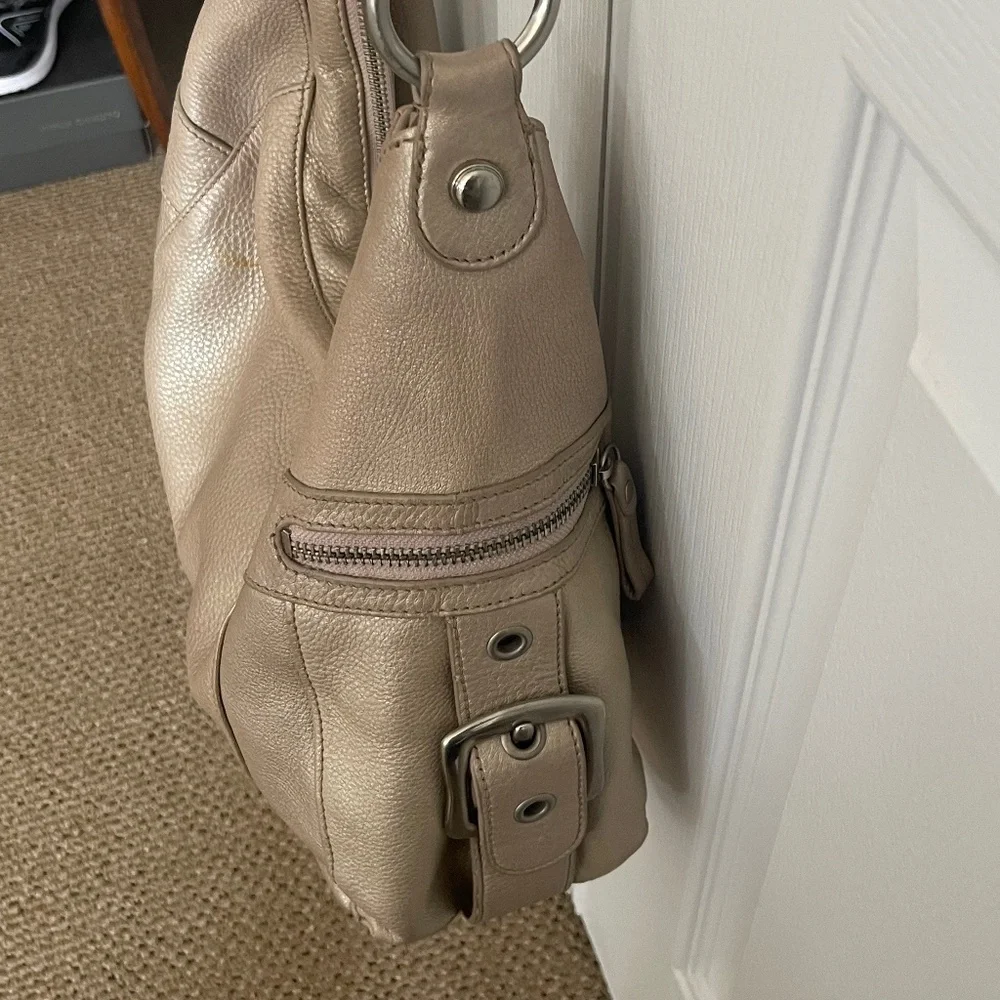 B. Makowsky Leather Handbag - Picture 11 of 12